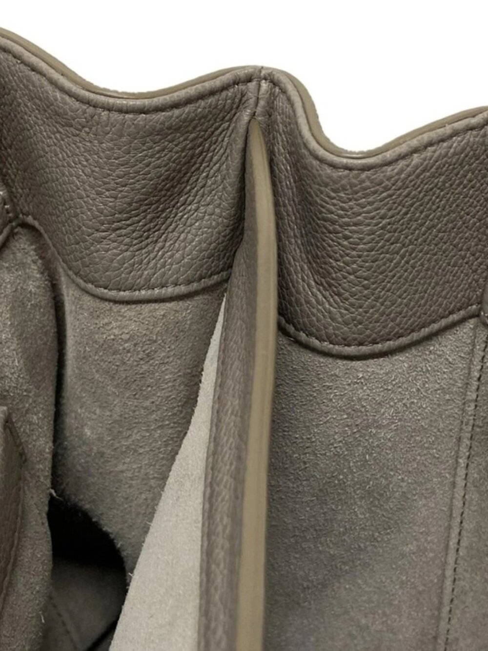 CELINE Large 16 Soft Bag Gray Beige Supple Grained Calfskin Shoulder Bag - Picture 11 of 15